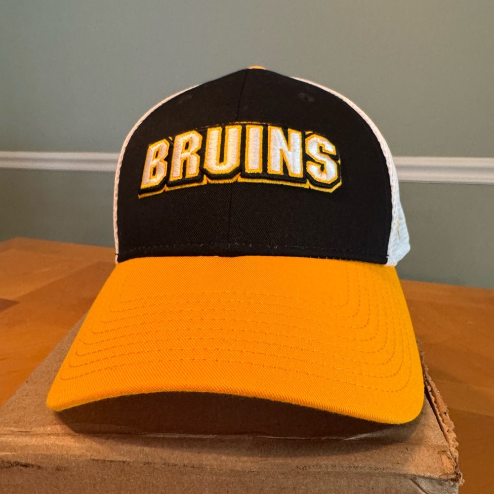 Fanatics Authentic Pro Cap in Gray and Yellow